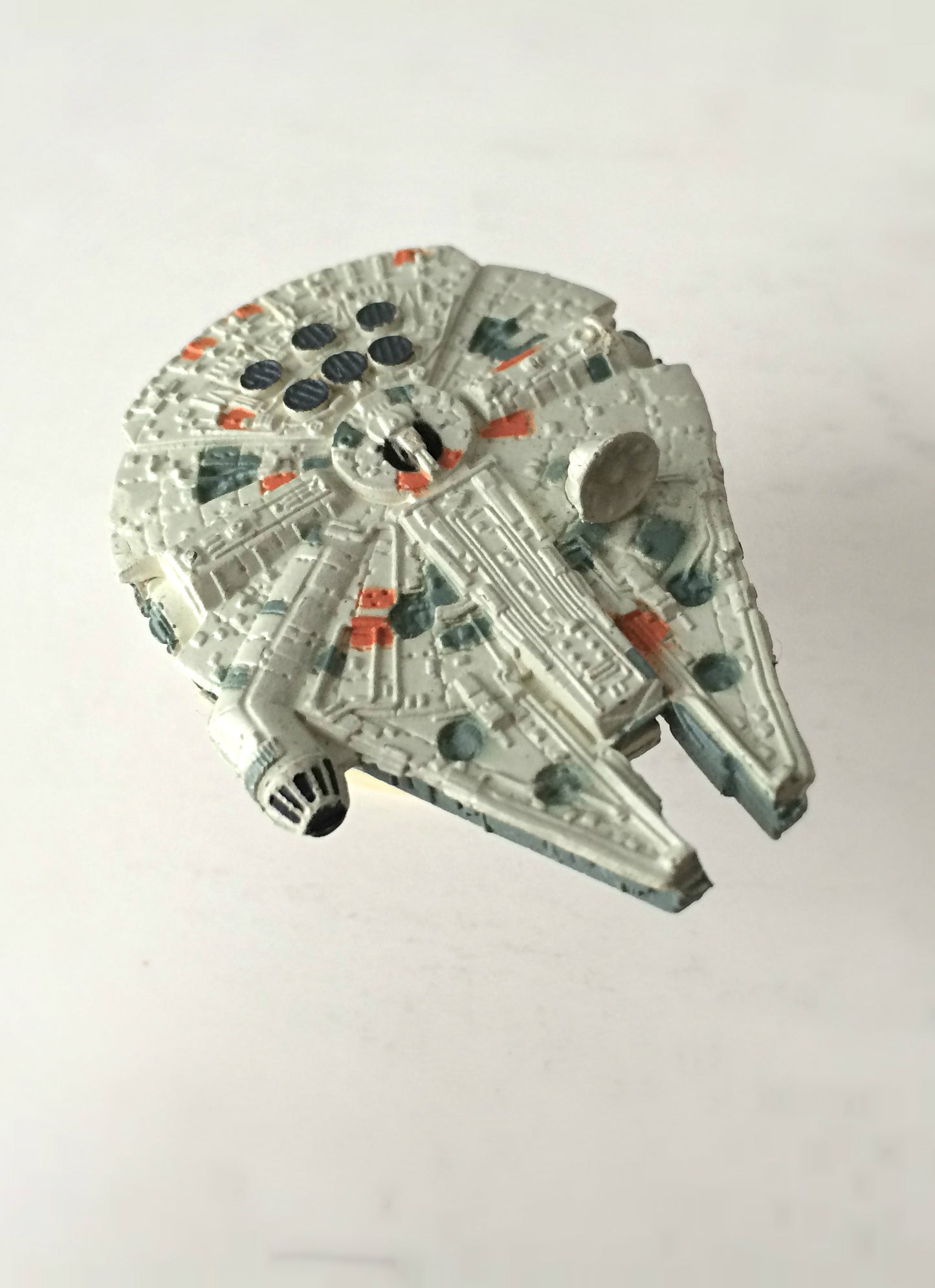 1990s Star Wars Galoob Micro Machines 2" Miniature Toy Millennium Falcon Spaceship