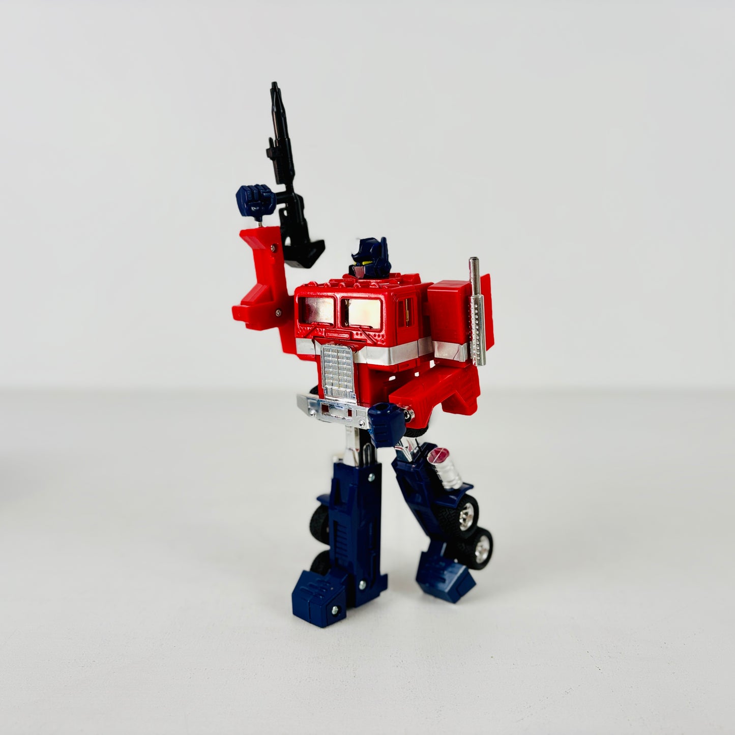 Original 1984 Hasbro Takara G1 Transformers Optimus Prime Action Figure