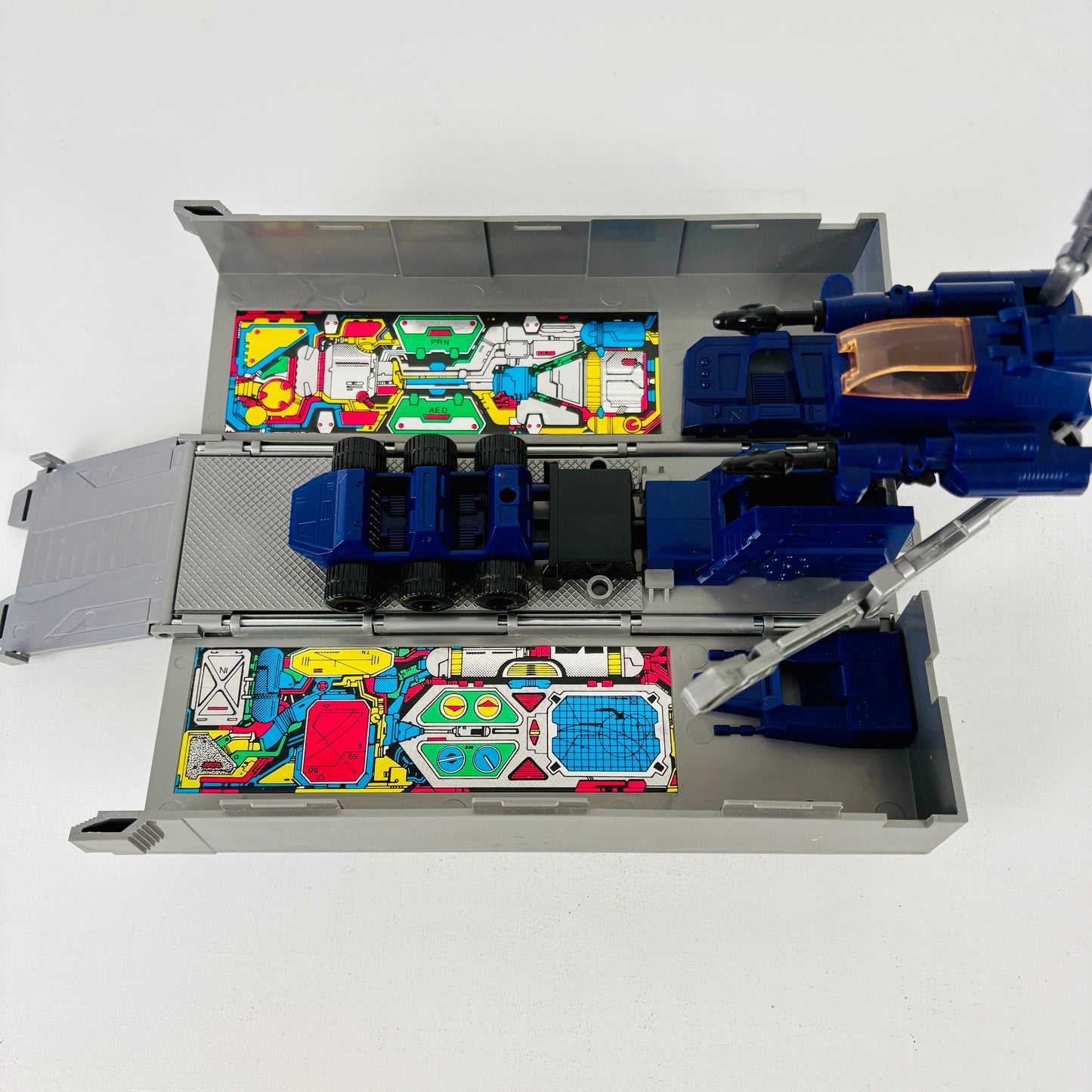 Original 1984 Hasbro Takara G1 Transformers Optimus Prime Action Figure